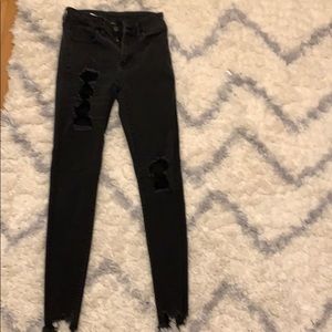 American Eagle size 2 long black ripped jeans